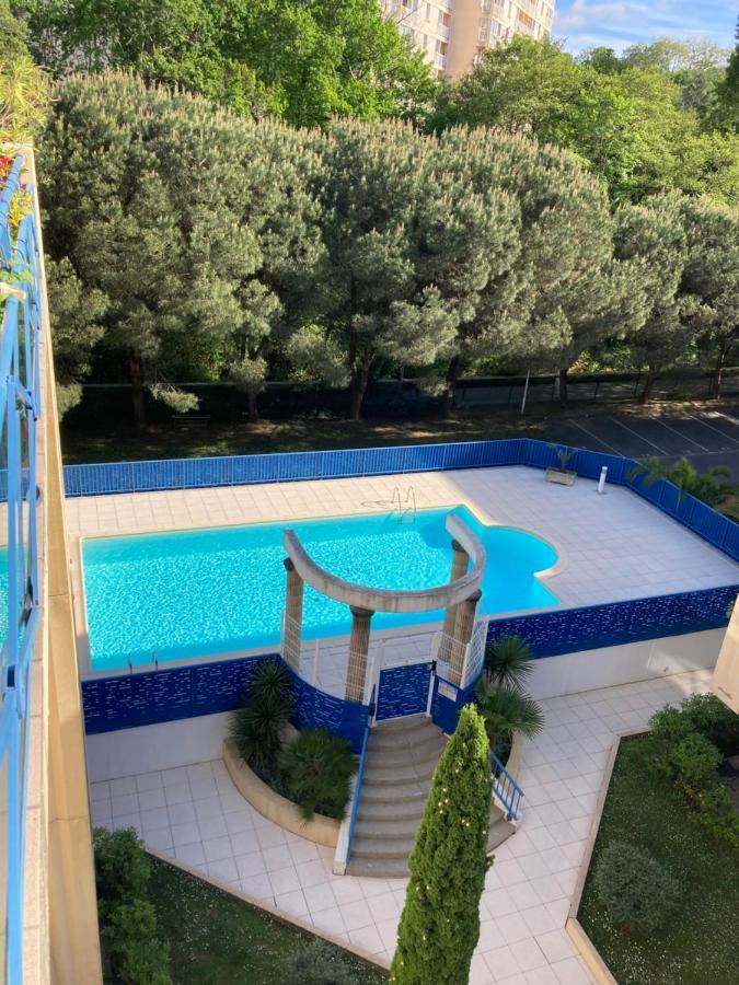 Cosy Avec Piscine A *